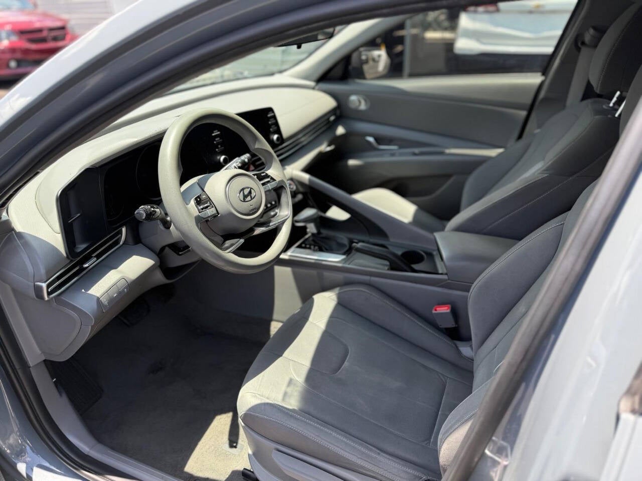 2023 Hyundai Elantra SEL 4dr Sedan