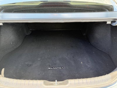 2023 Hyundai Elantra SEL 4dr Sedan