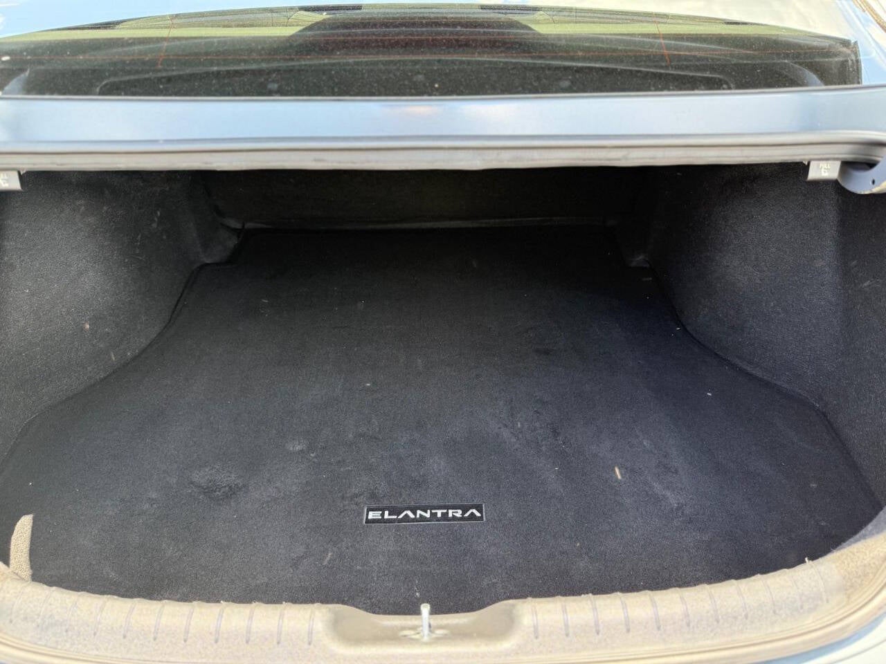 2023 Hyundai Elantra SEL 4dr Sedan