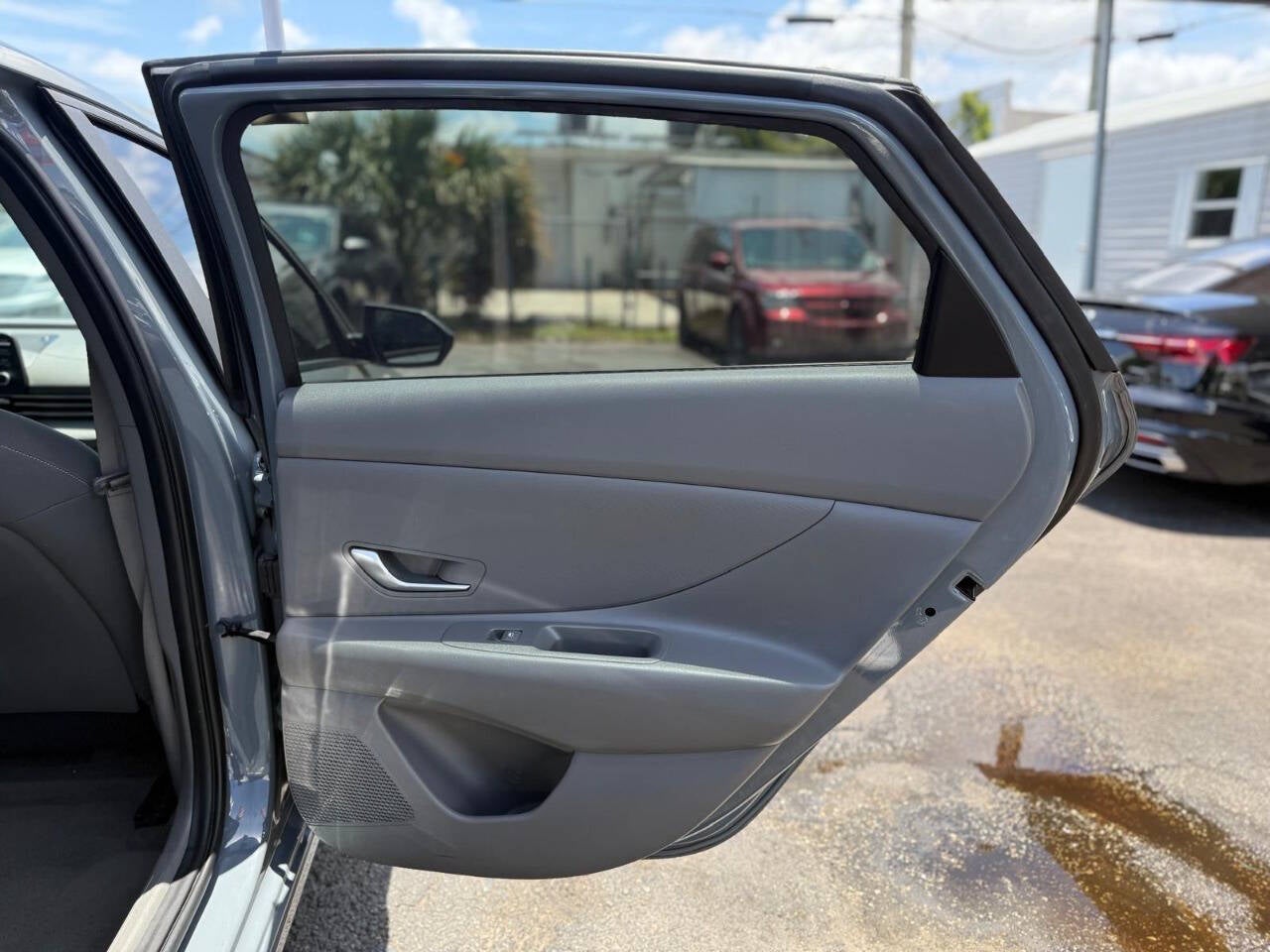 2023 Hyundai Elantra SEL 4dr Sedan