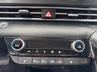 2022 Hyundai Elantra Hybrid Blue 4dr Sedan