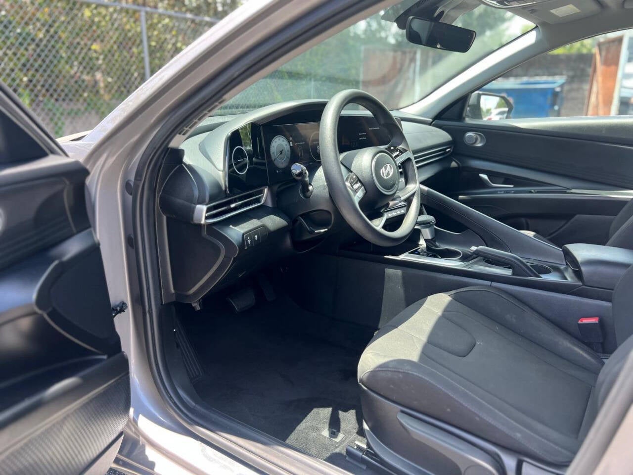 2024 Hyundai Elantra SEL 4dr Sedan