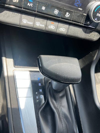 2024 Hyundai Elantra SEL 4dr Sedan