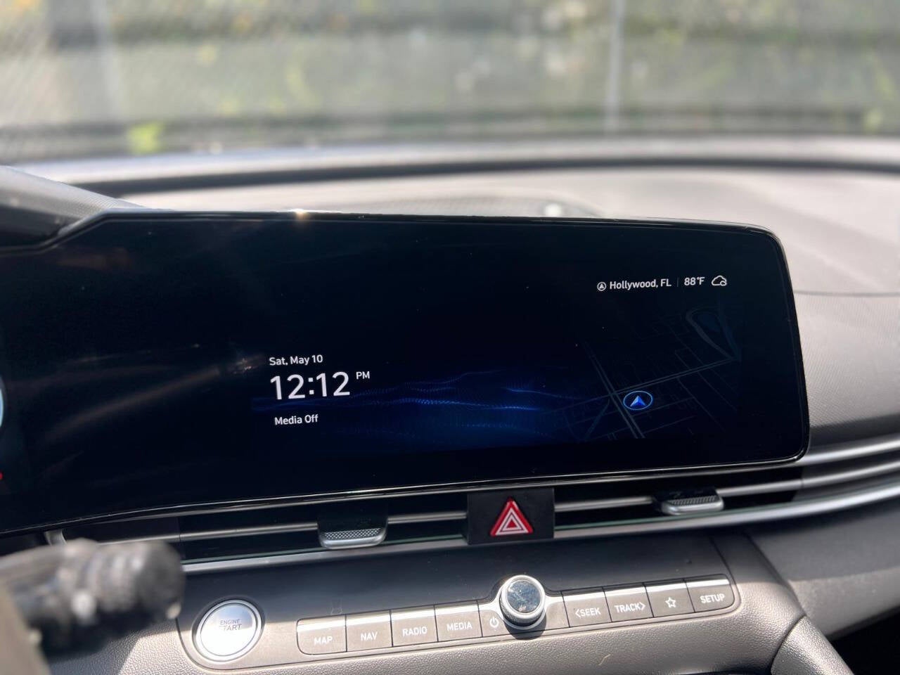 2024 Hyundai Elantra SEL 4dr Sedan