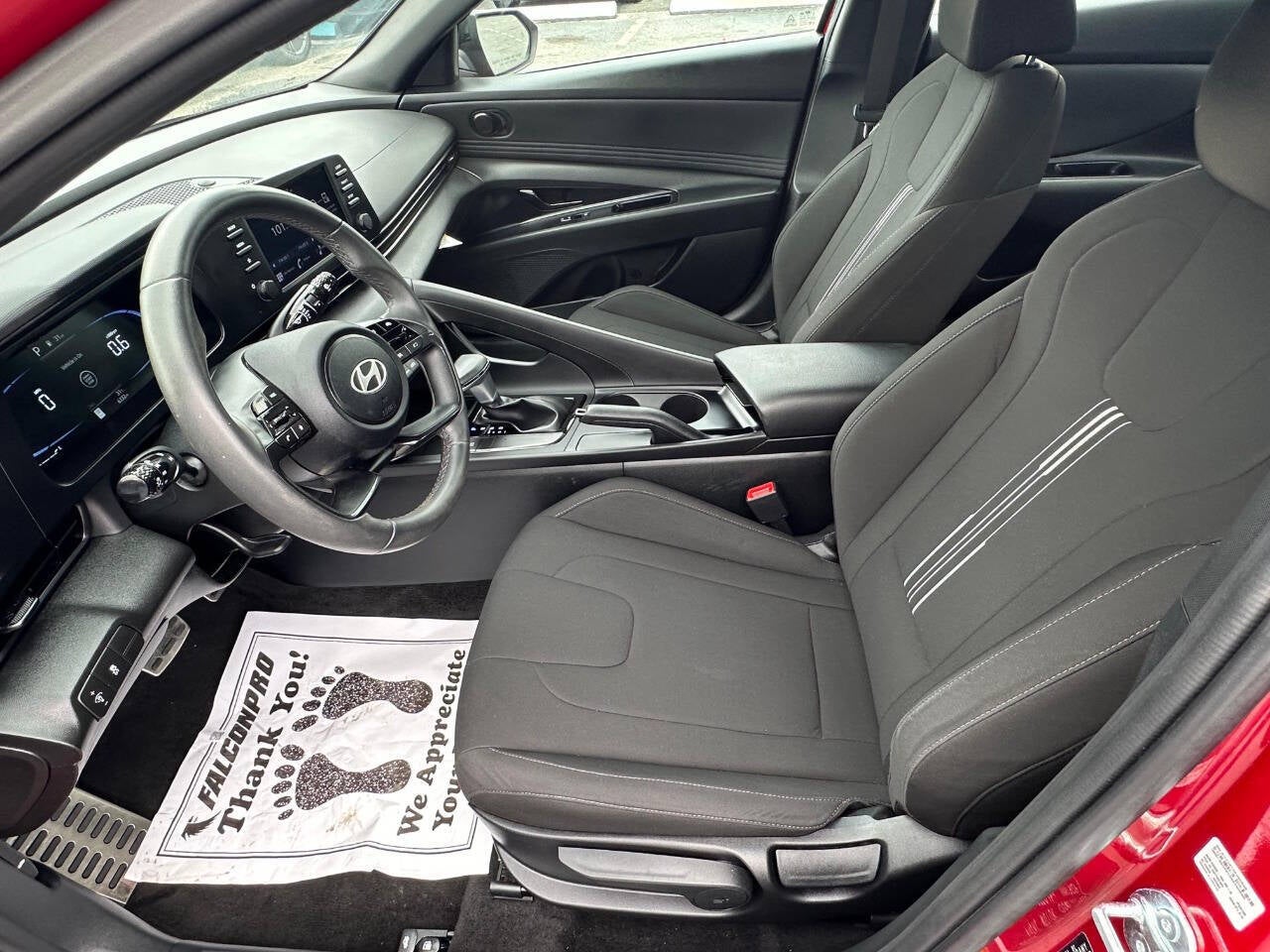 2025 Hyundai Elantra SEL Sport 4dr Sedan
