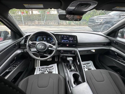 2025 Hyundai Elantra SEL Sport 4dr Sedan