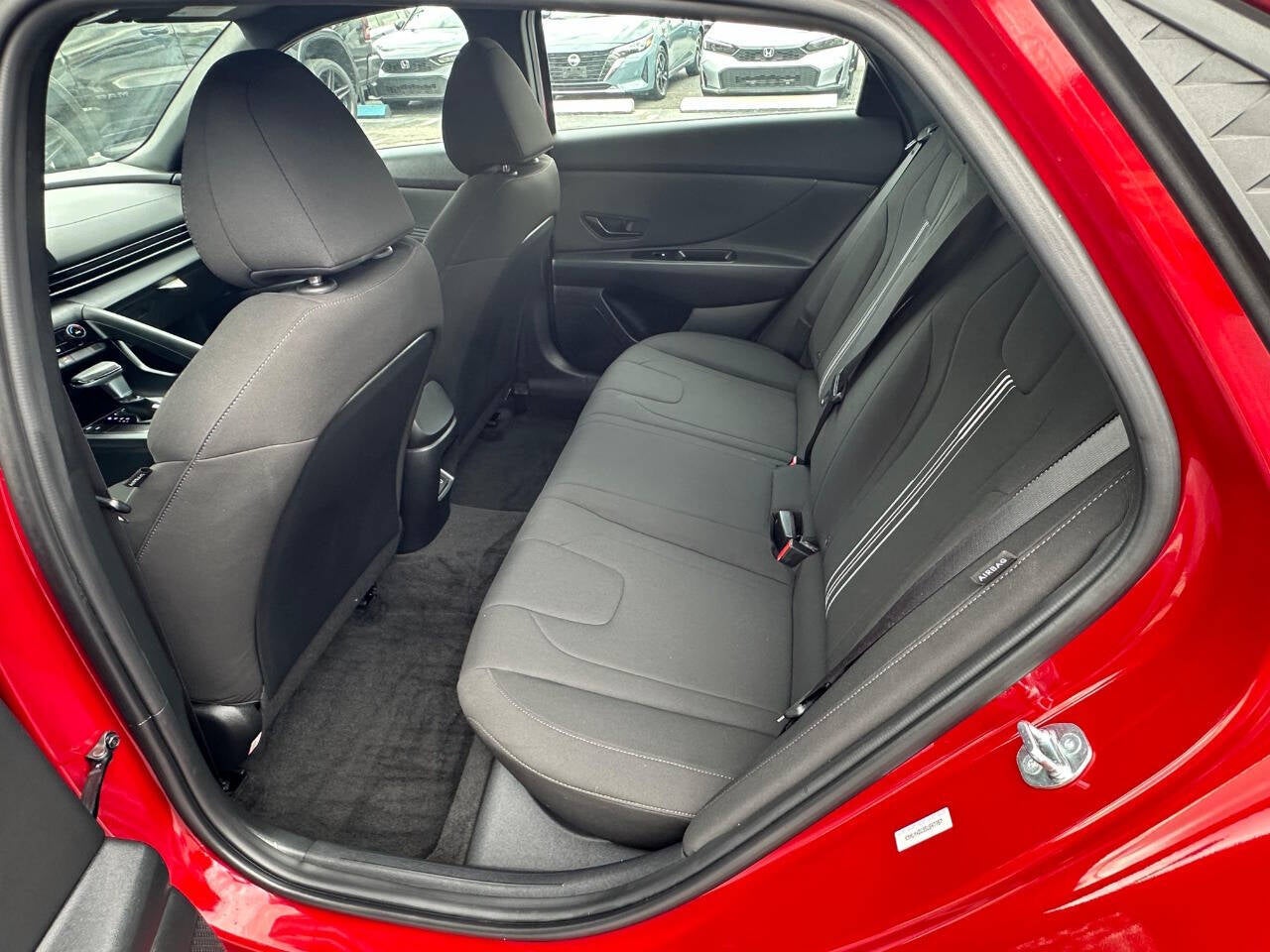 2025 Hyundai Elantra SEL Sport 4dr Sedan
