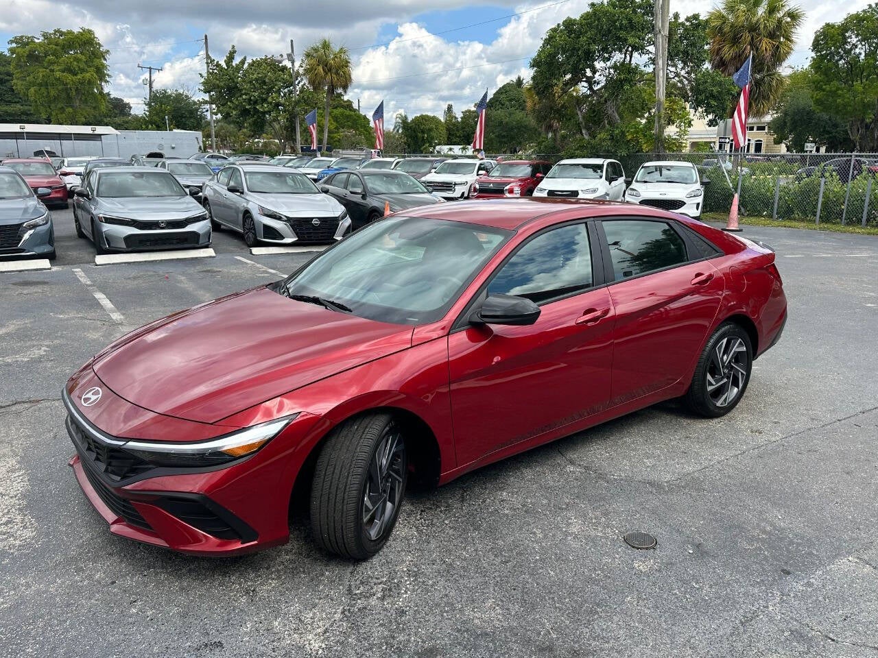 2025 Hyundai Elantra SEL Sport 4dr Sedan