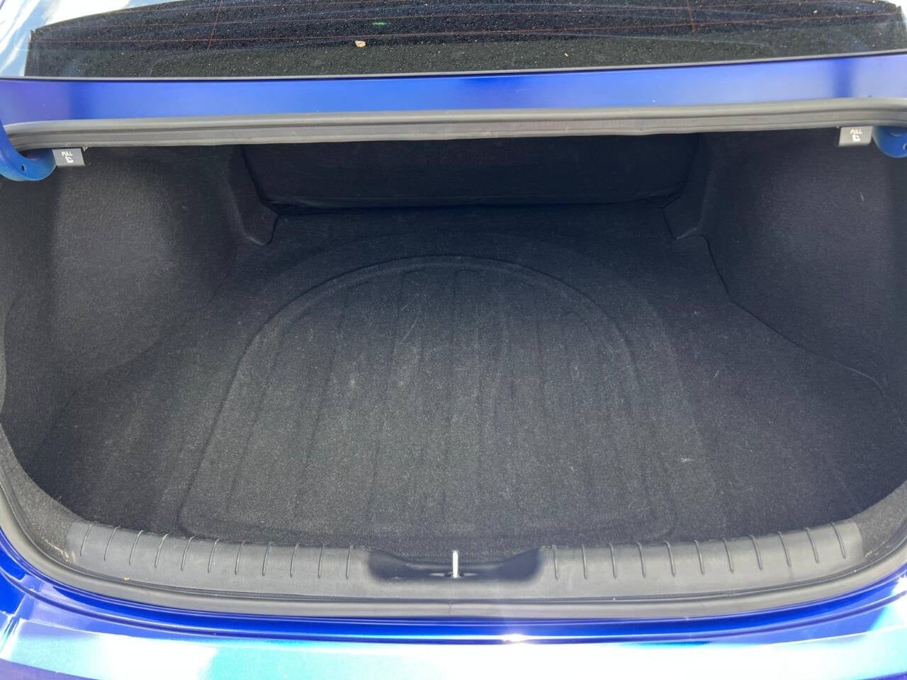 2024 Hyundai Elantra SEL 4dr Sedan