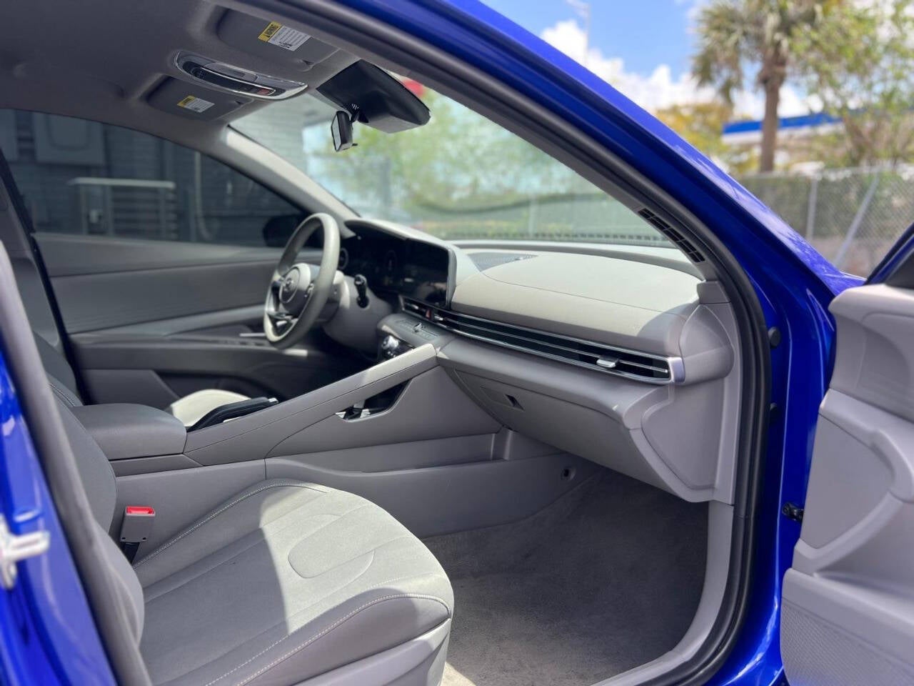 2024 Hyundai Elantra SEL 4dr Sedan