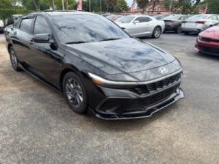 2024 Hyundai Elantra SEL 4dr Sedan