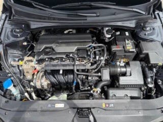 2024 Hyundai Elantra SEL 4dr Sedan