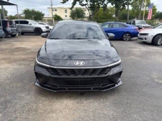 2024 Hyundai Elantra SEL 4dr Sedan