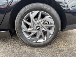 2024 Hyundai Elantra SEL 4dr Sedan
