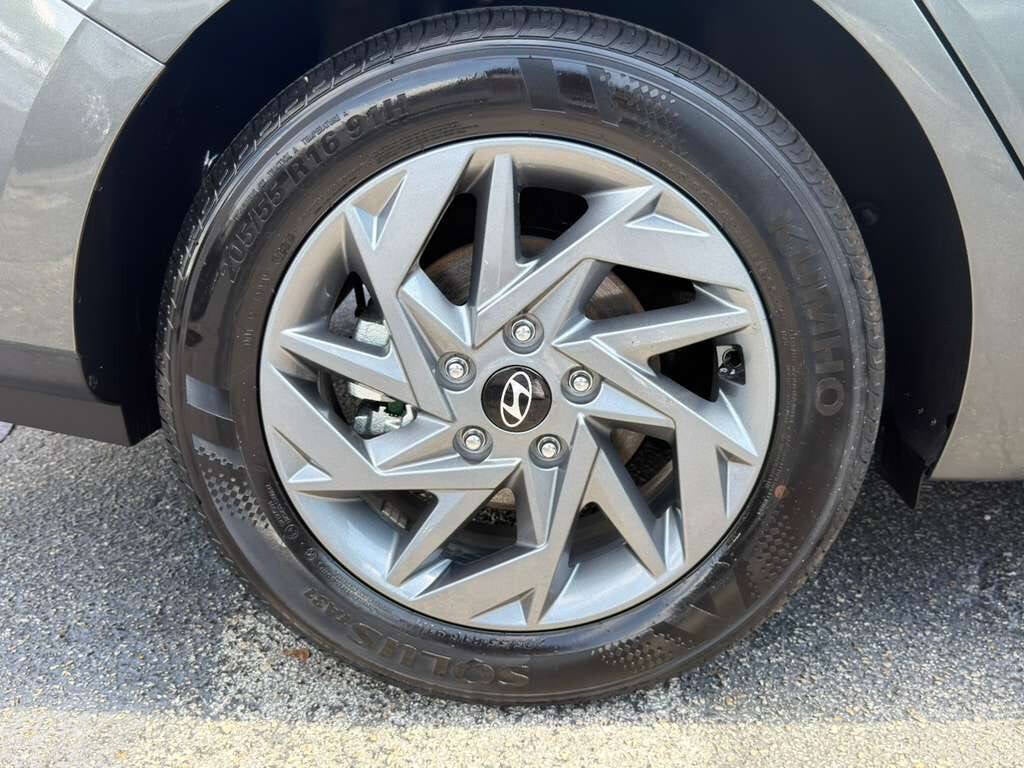 2026 Hyundai Elantra Hybrid SEL Sport 4dr Sedan