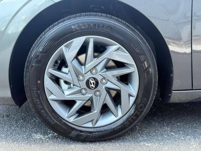 2026 Hyundai Elantra Hybrid SEL Sport 4dr Sedan