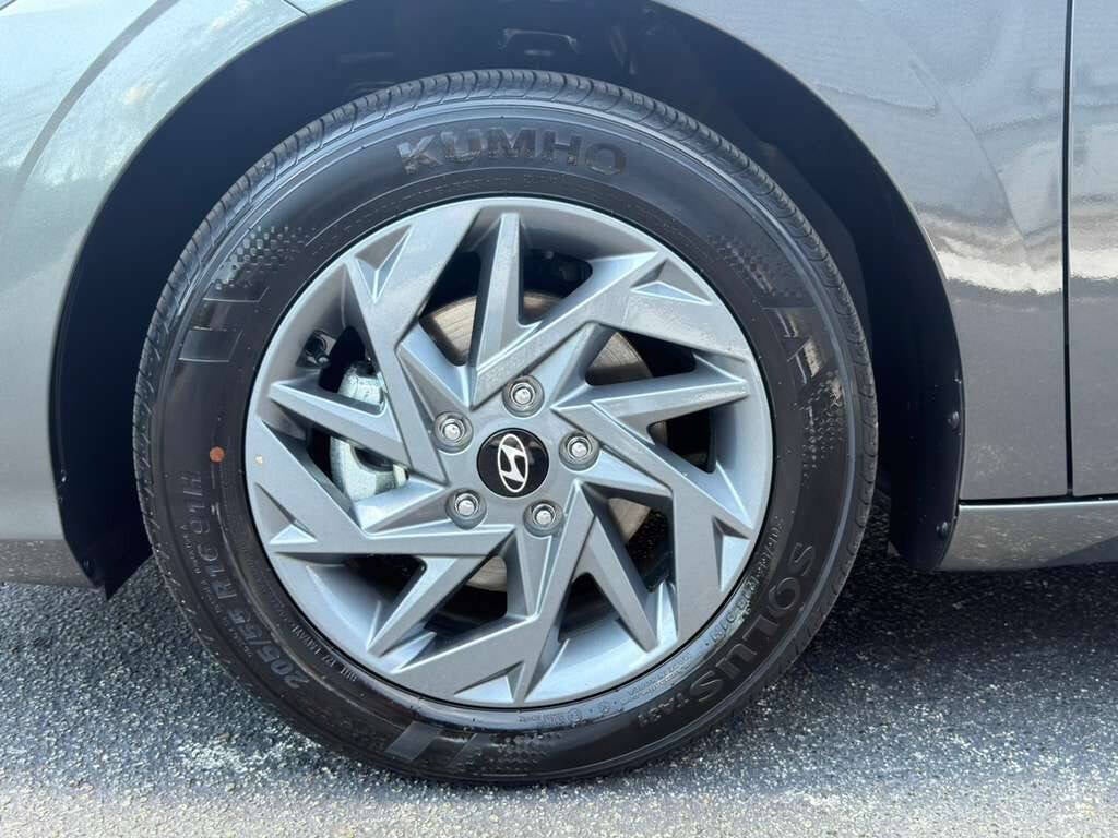 2026 Hyundai Elantra Hybrid SEL Sport 4dr Sedan