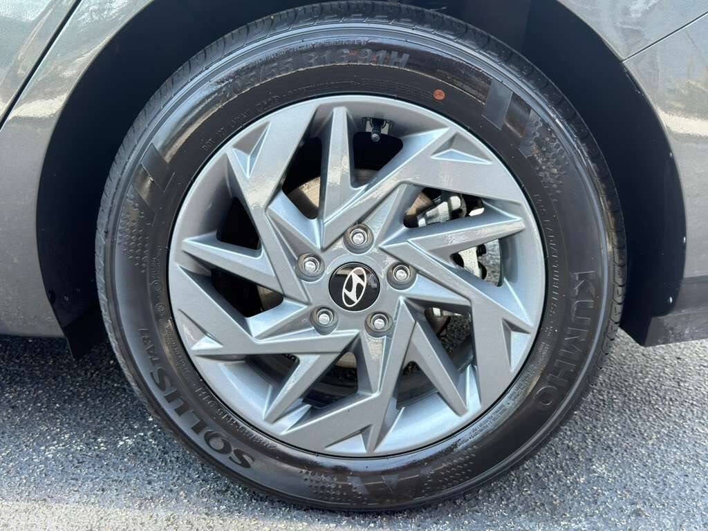 2026 Hyundai Elantra Hybrid SEL Sport 4dr Sedan