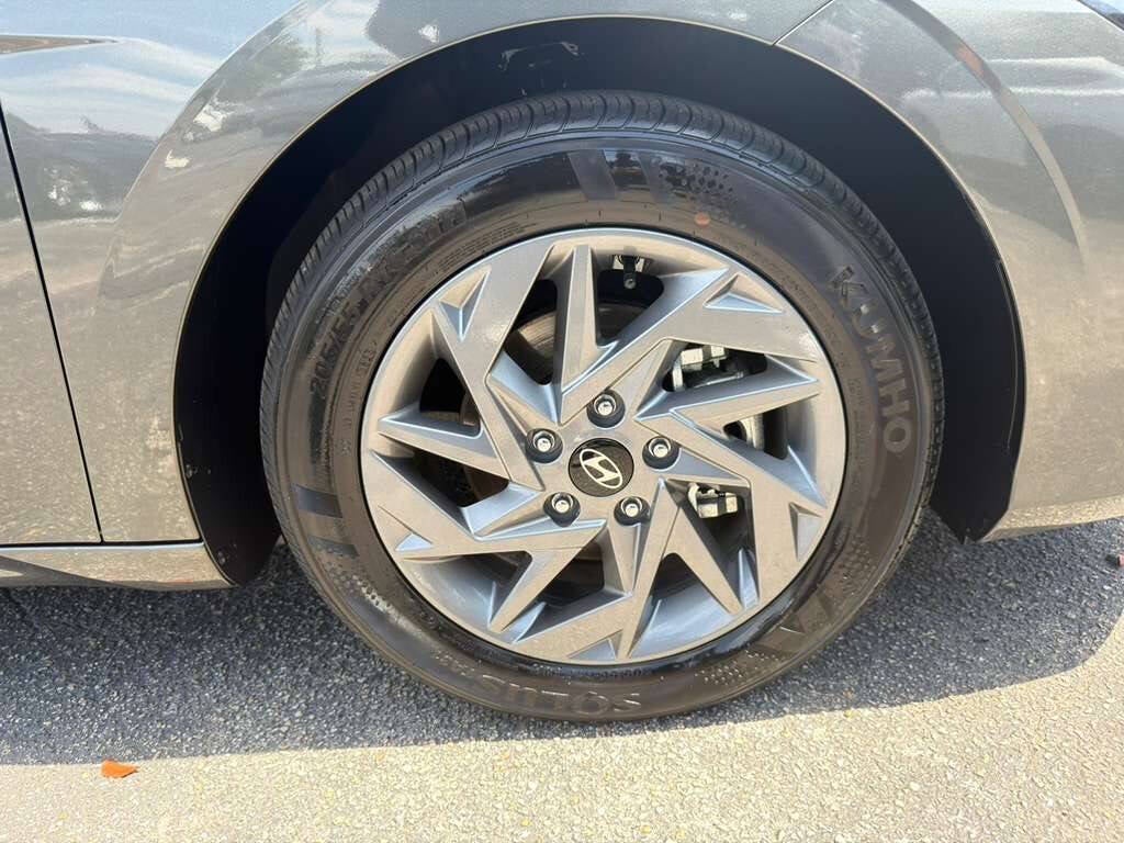 2026 Hyundai Elantra Hybrid SEL Sport 4dr Sedan