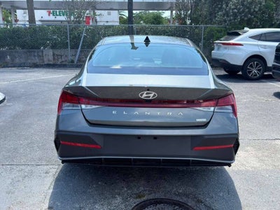 2026 Hyundai Elantra Hybrid SEL Sport 4dr Sedan
