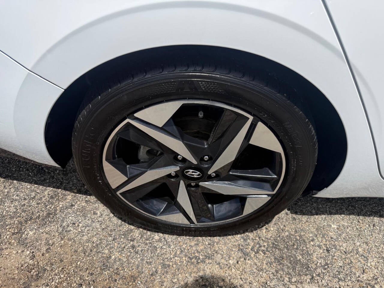 2023 Hyundai Elantra Hybrid Limited 4dr Sedan
