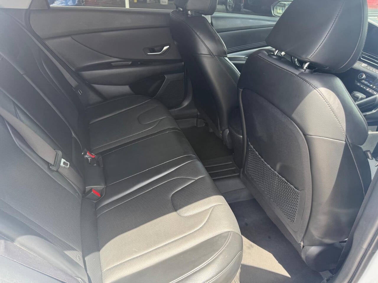 2023 Hyundai Elantra Hybrid Limited 4dr Sedan