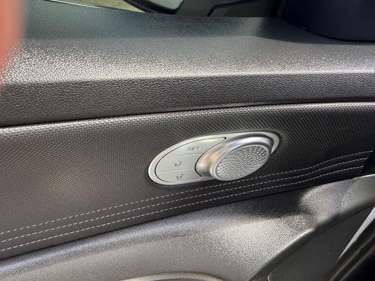 2023 Hyundai Elantra Hybrid Limited 4dr Sedan