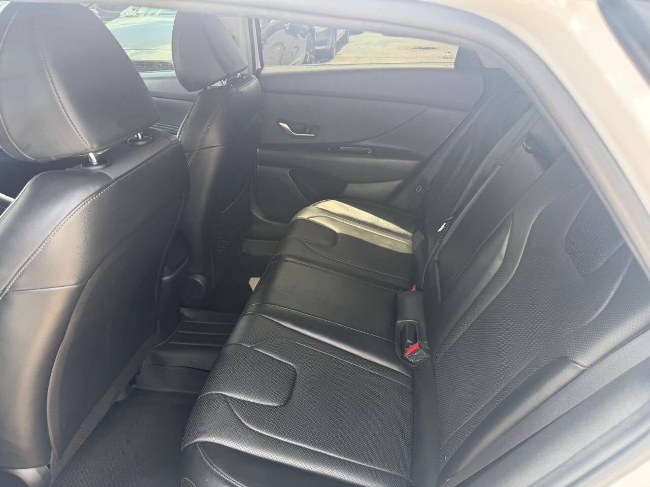 2023 Hyundai Elantra Hybrid Limited 4dr Sedan