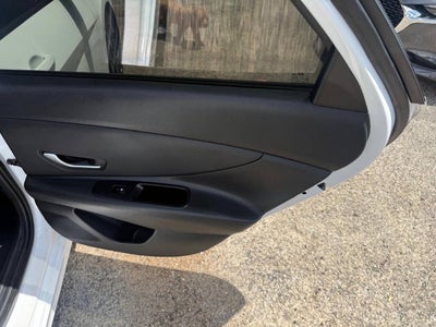 2023 Hyundai Elantra Hybrid Limited 4dr Sedan