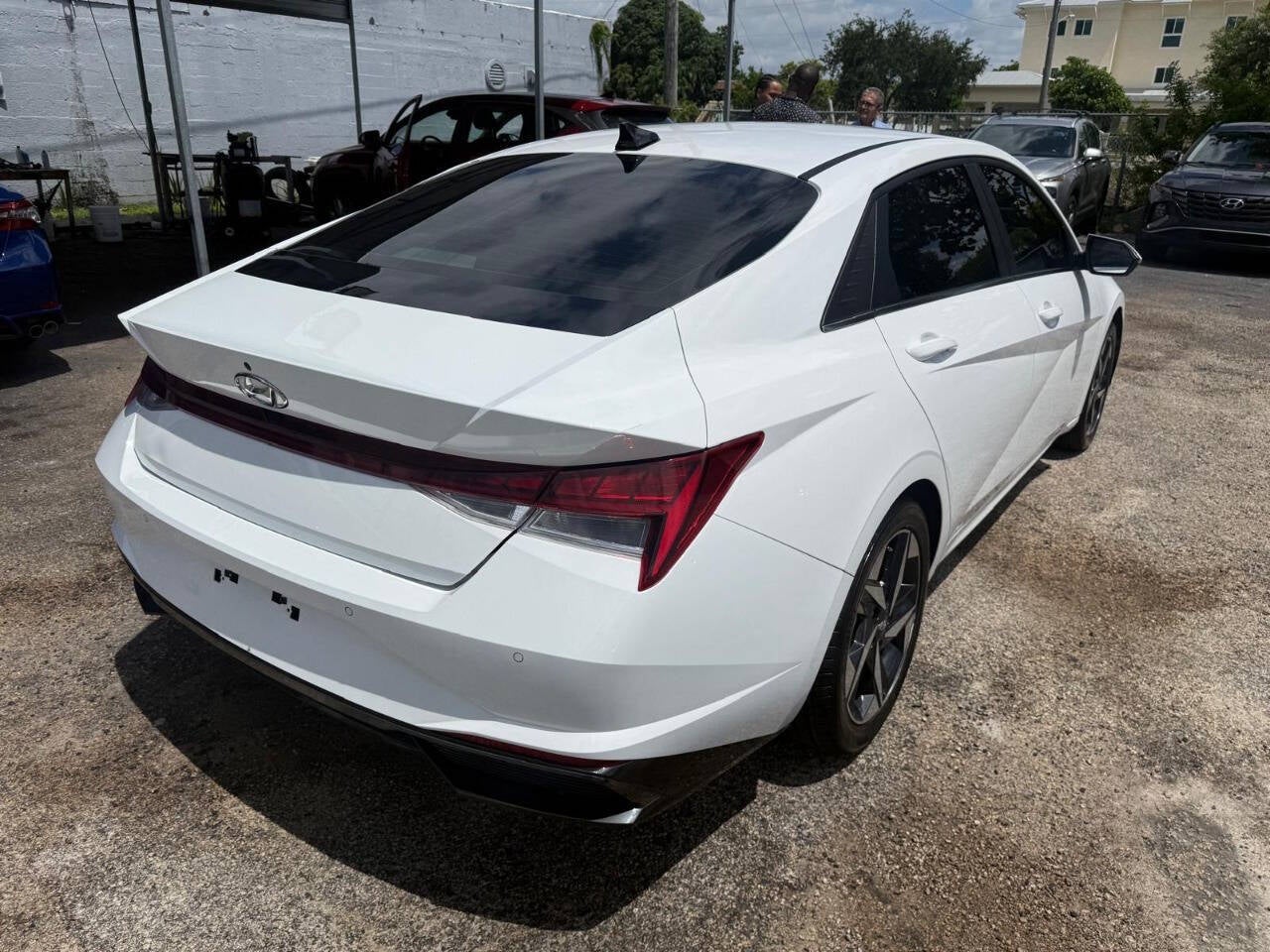 2023 Hyundai Elantra Hybrid Limited 4dr Sedan