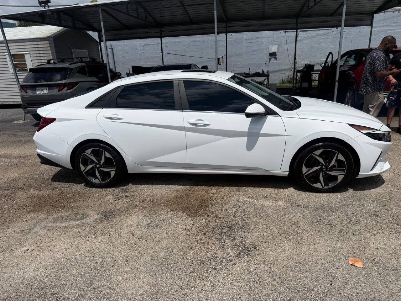 2023 Hyundai Elantra Hybrid Limited 4dr Sedan