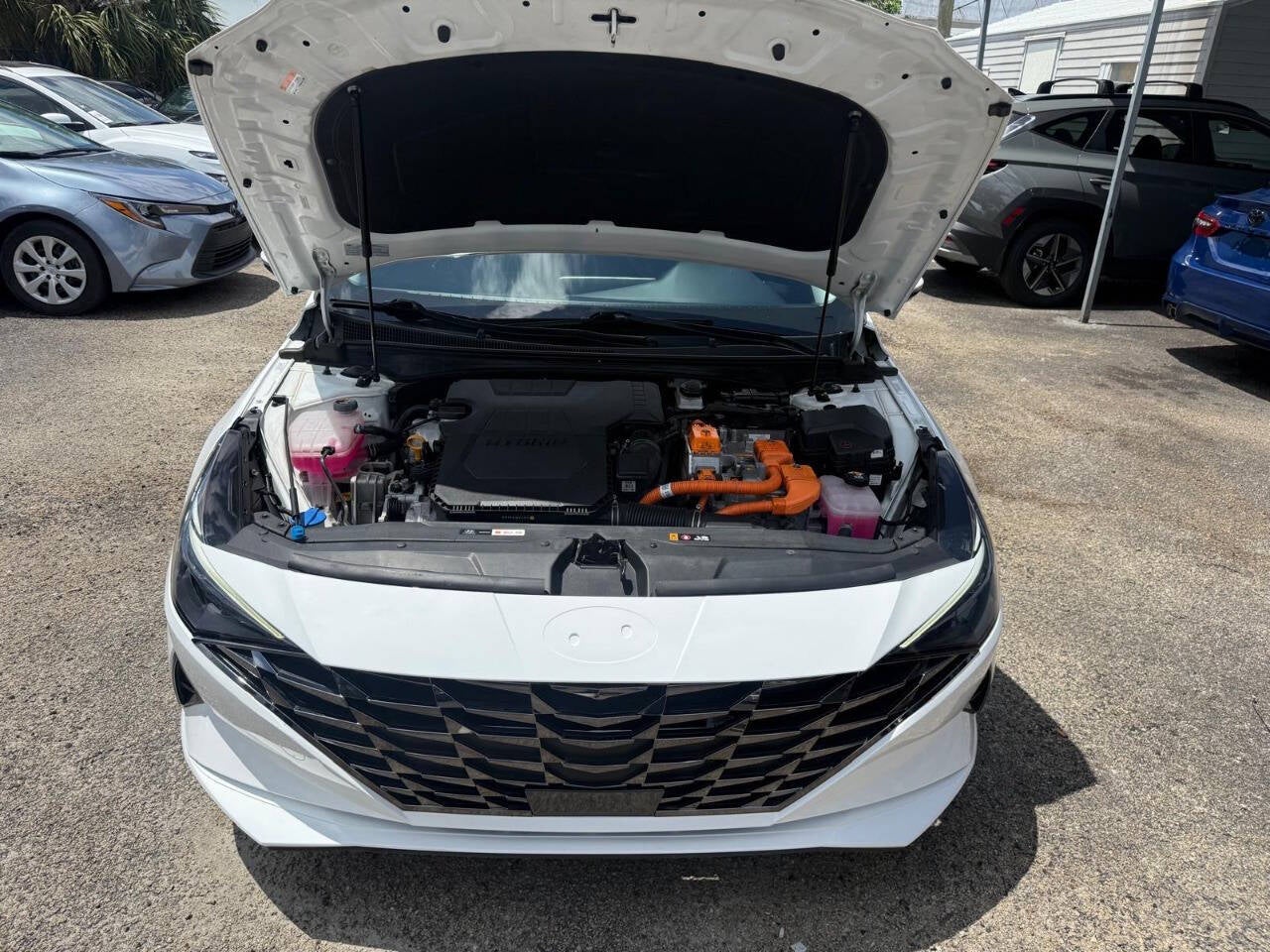 2023 Hyundai Elantra Hybrid Limited 4dr Sedan
