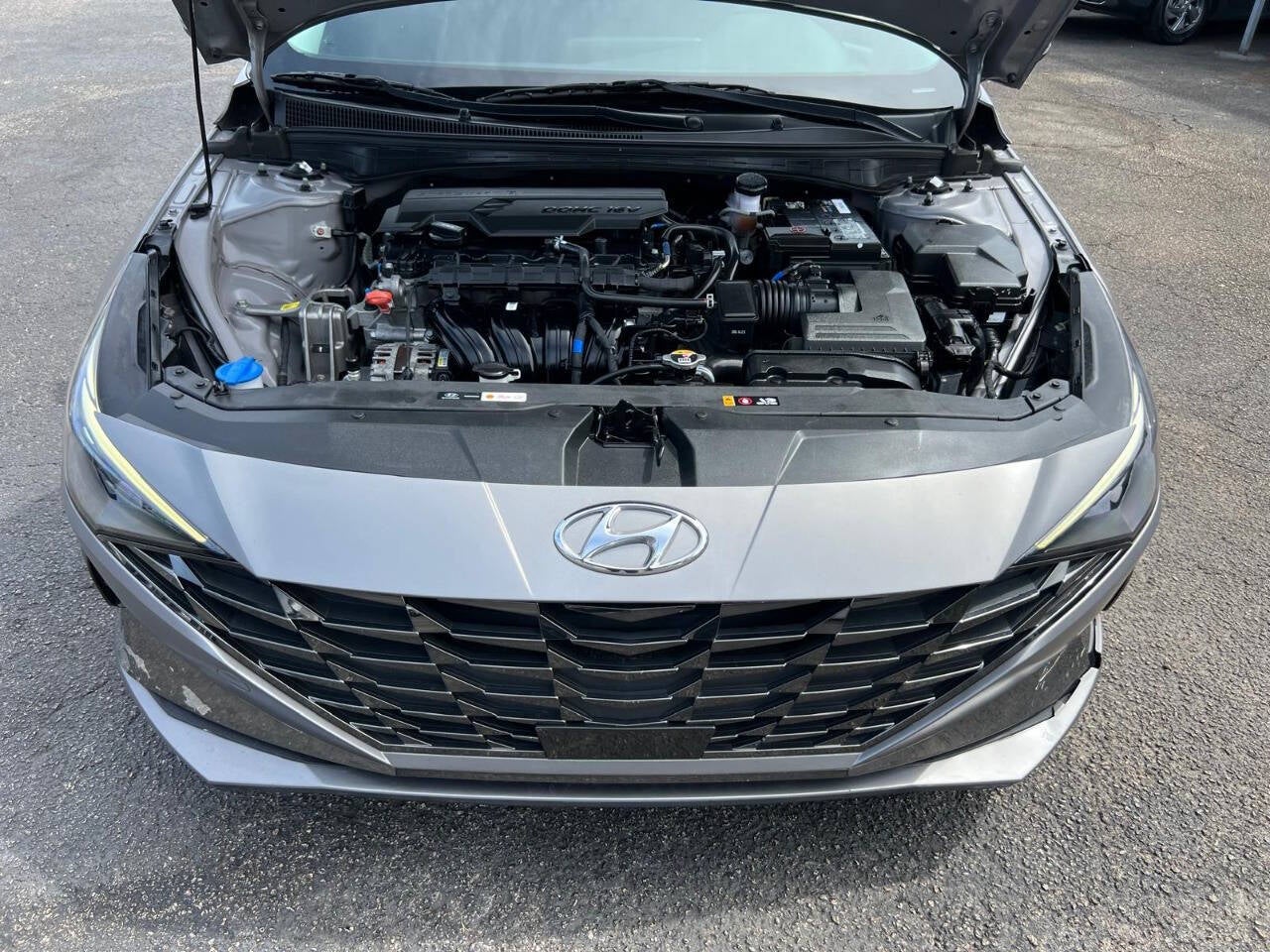 2022 Hyundai Elantra Limited 4dr Sedan SULEV