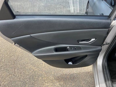 2022 Hyundai Elantra Limited 4dr Sedan SULEV