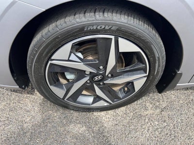 2022 Hyundai Elantra Limited 4dr Sedan SULEV