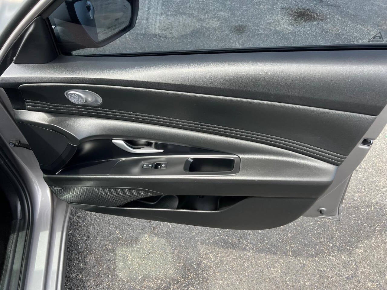 2022 Hyundai Elantra Limited 4dr Sedan SULEV