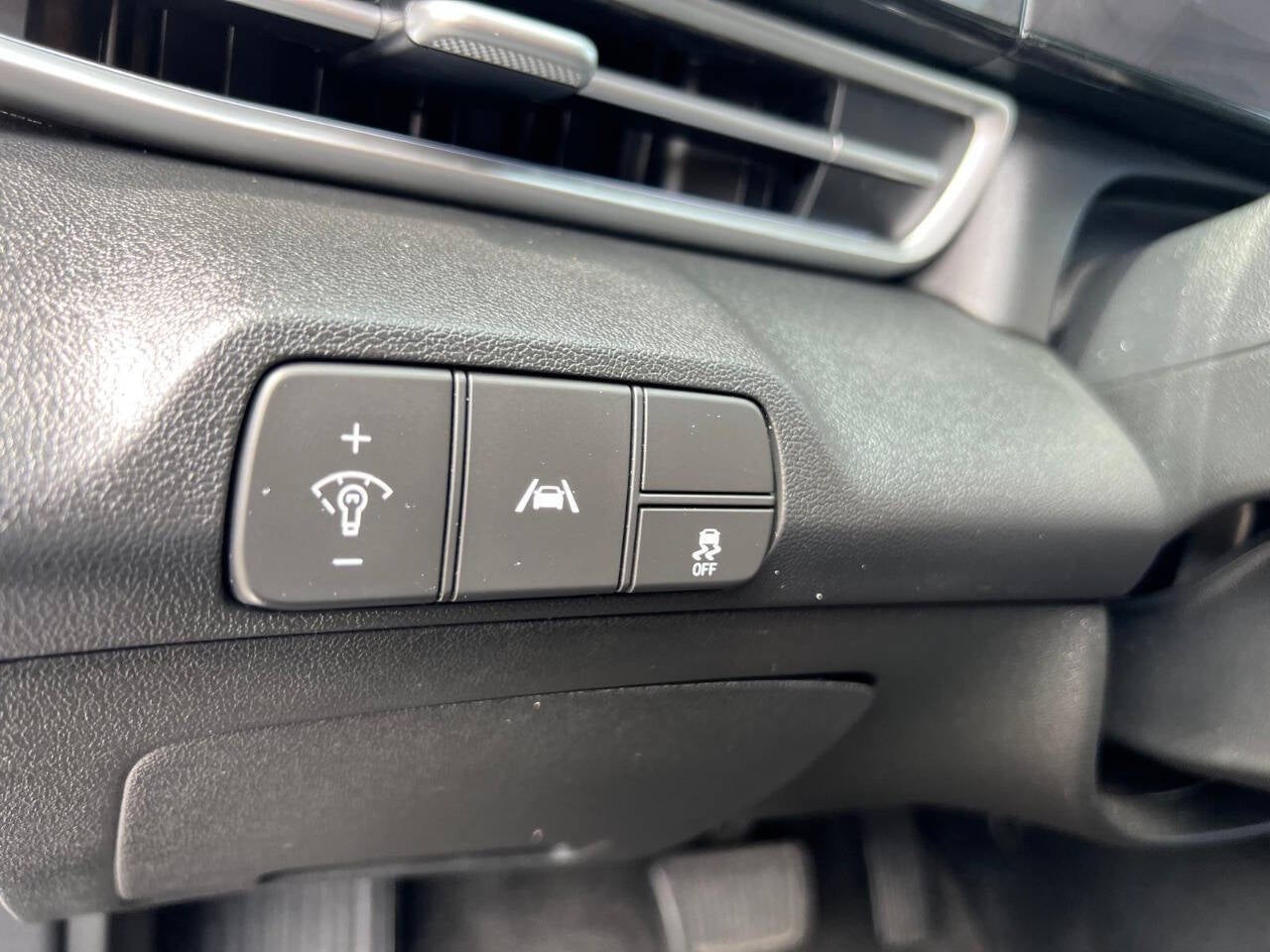 2022 Hyundai Elantra Limited 4dr Sedan SULEV