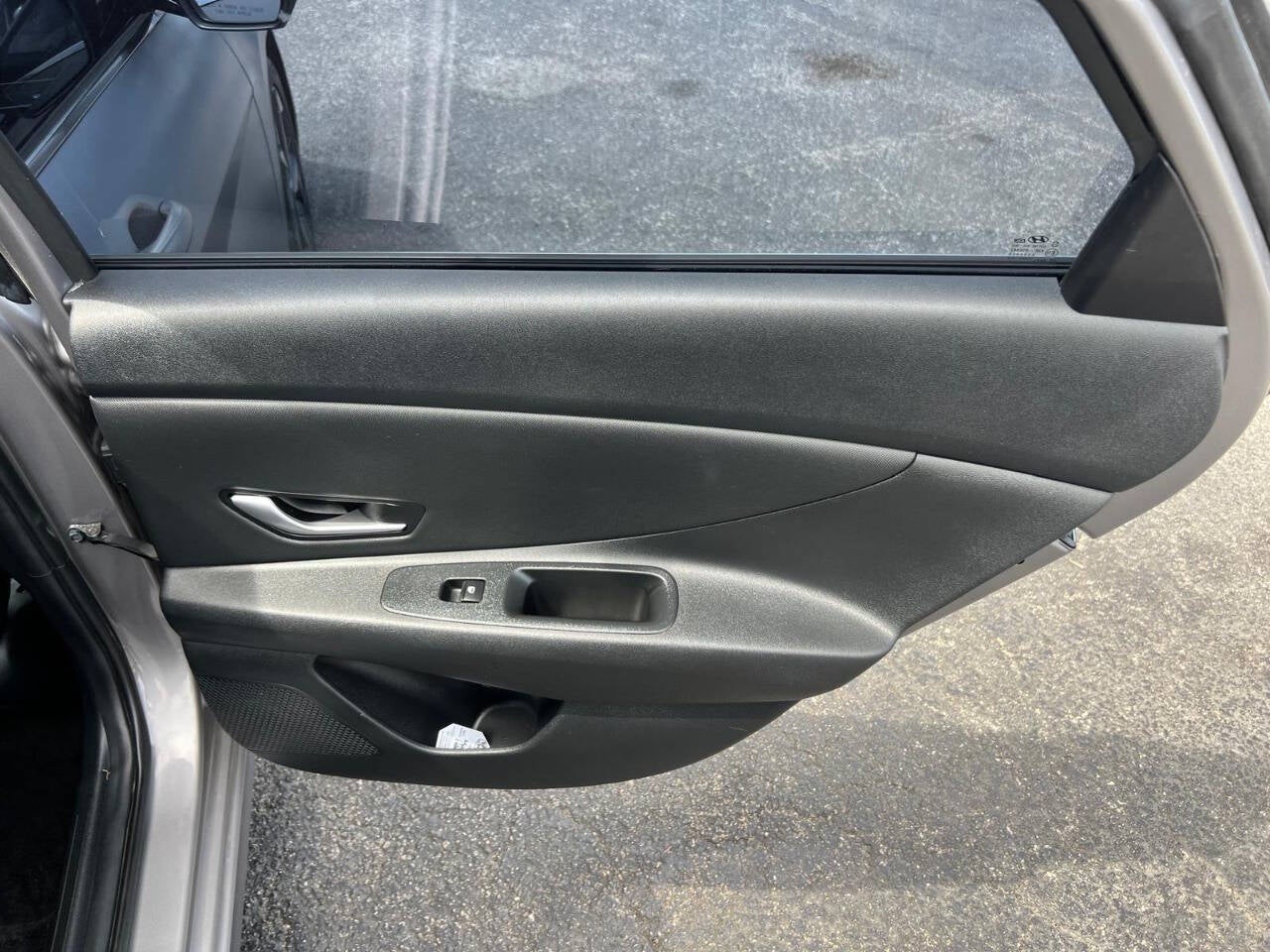 2022 Hyundai Elantra Limited 4dr Sedan SULEV