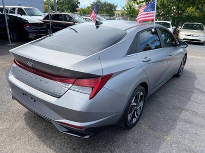 2022 Hyundai Elantra Limited 4dr Sedan SULEV