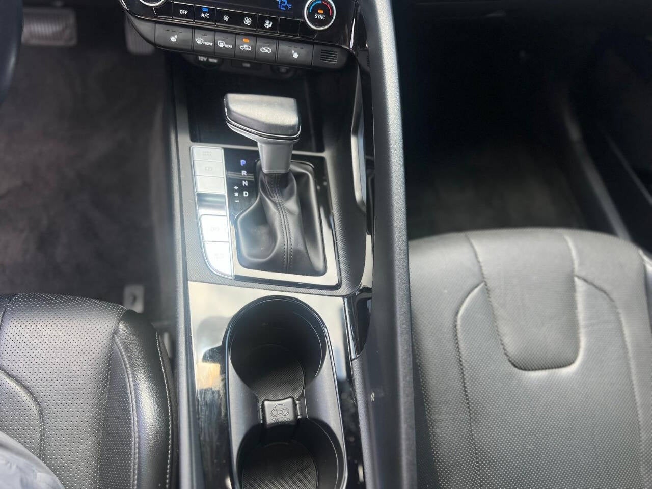 2022 Hyundai Elantra Limited 4dr Sedan SULEV