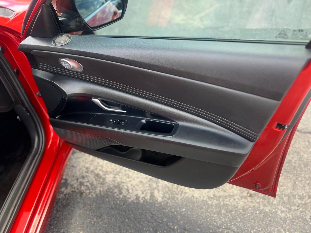 2022 Hyundai Elantra Limited 4dr Sedan SULEV