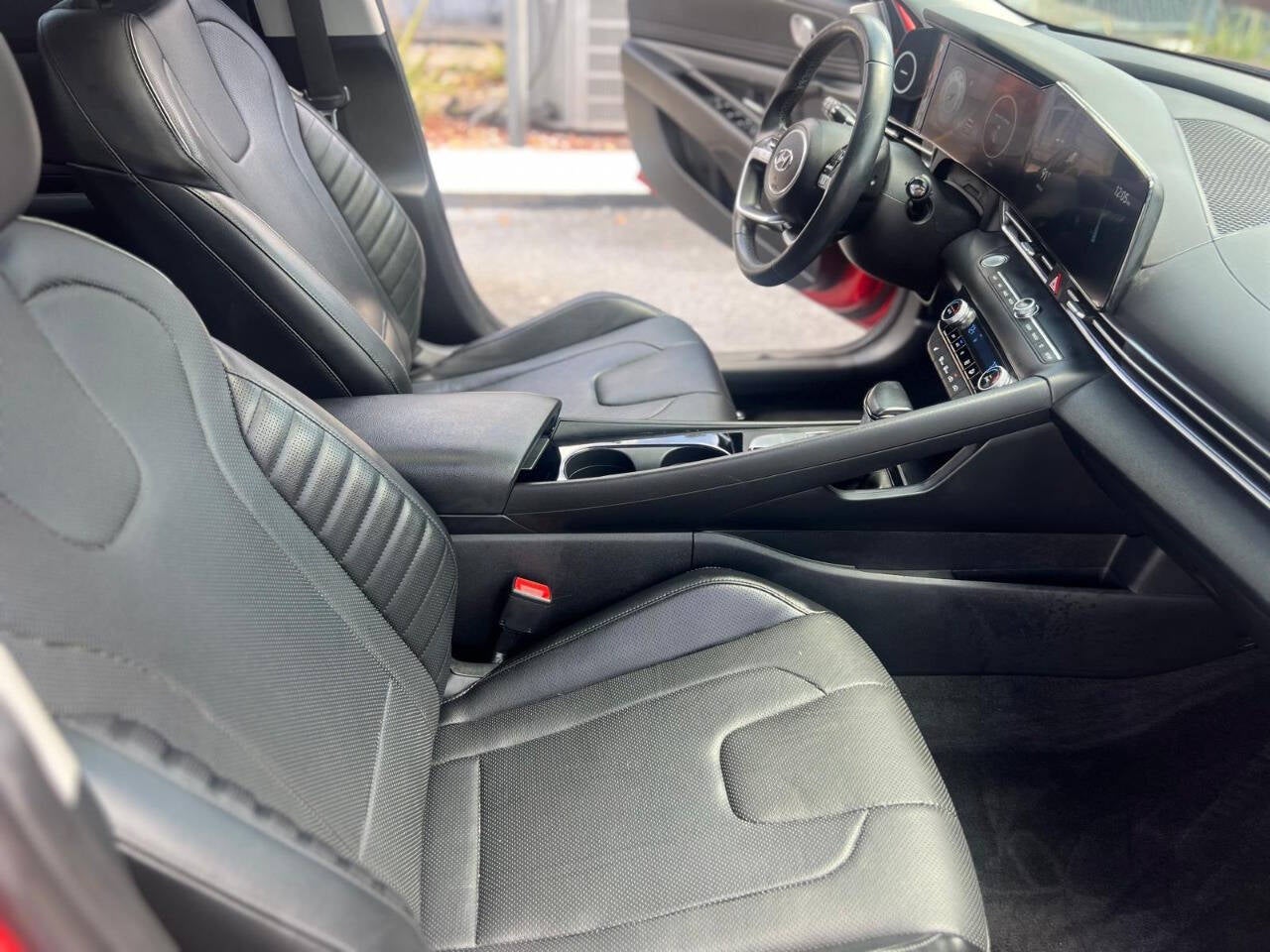 2022 Hyundai Elantra Limited 4dr Sedan SULEV