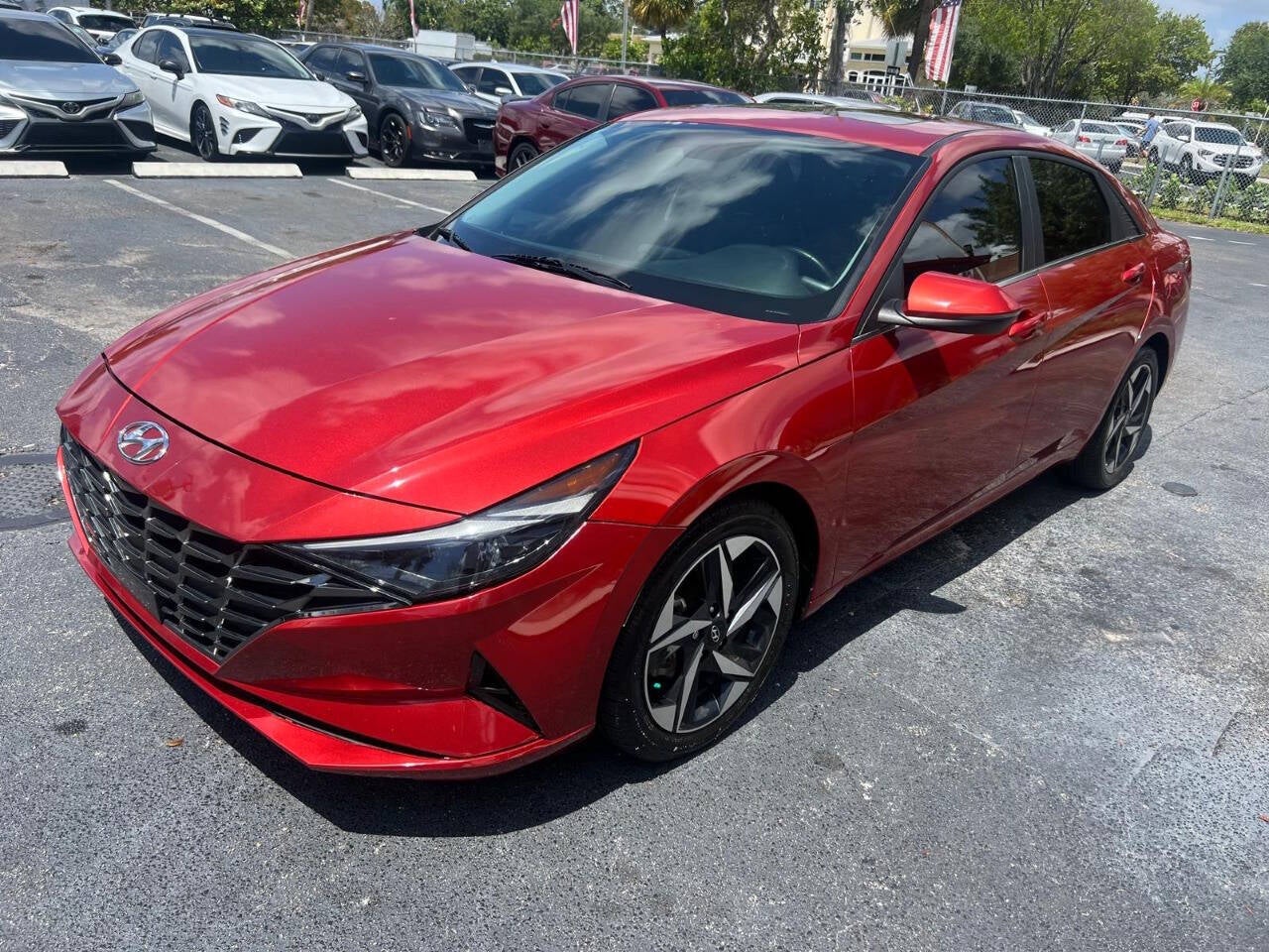 2022 Hyundai Elantra Limited 4dr Sedan SULEV