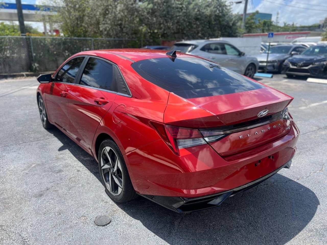 2022 Hyundai Elantra Limited 4dr Sedan SULEV