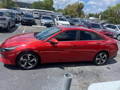 2022 Hyundai Elantra Limited 4dr Sedan SULEV