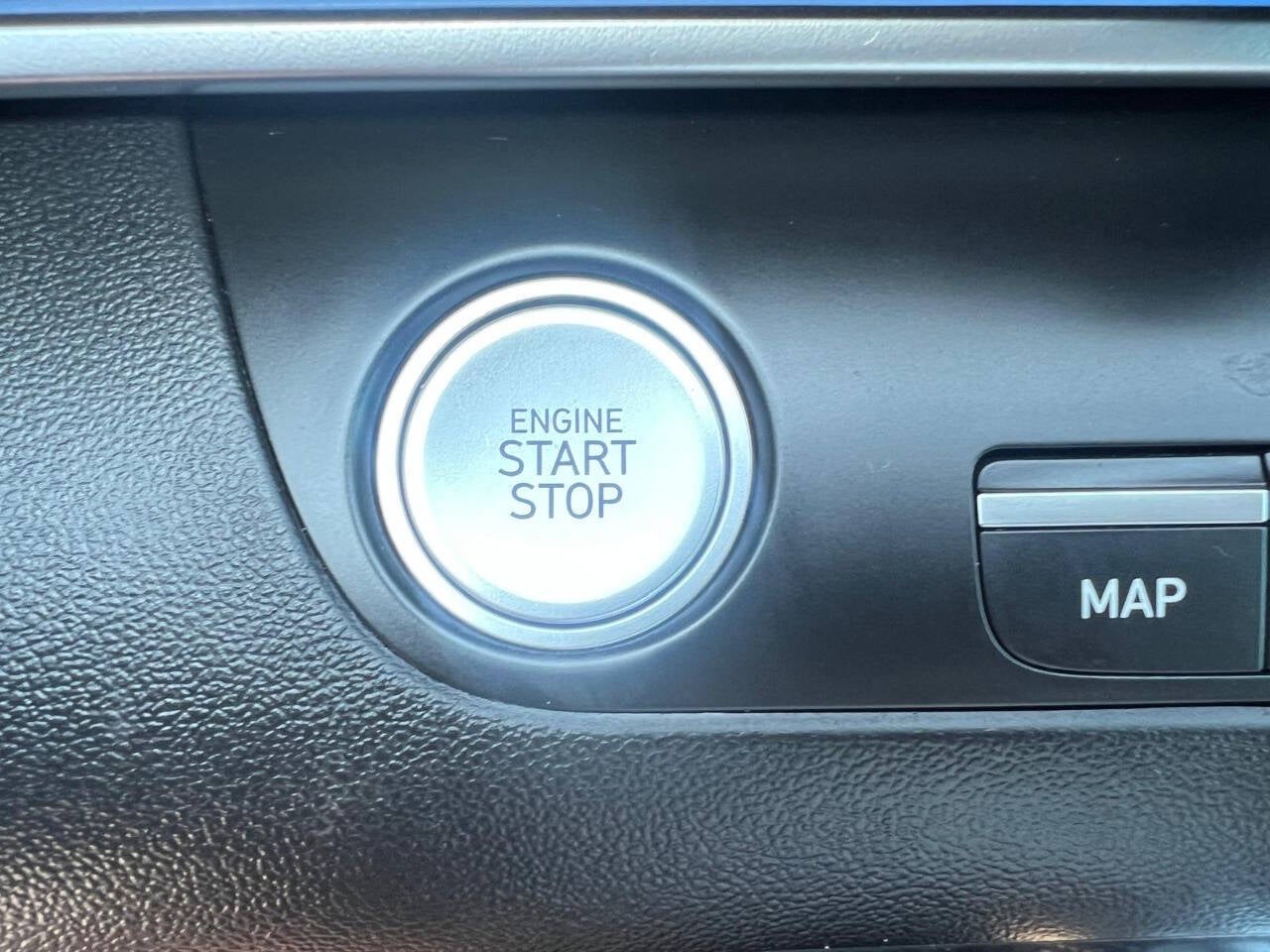 2023 Hyundai Elantra Limited 4dr Sedan SULEV