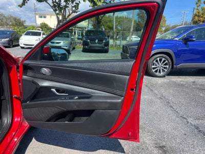2023 Hyundai Elantra Limited 4dr Sedan SULEV