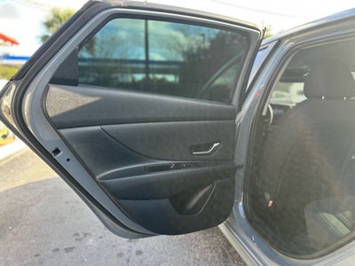 2022 Hyundai Elantra SEL 4dr Sedan SULEV
