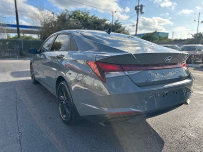 2022 Hyundai Elantra SEL 4dr Sedan SULEV