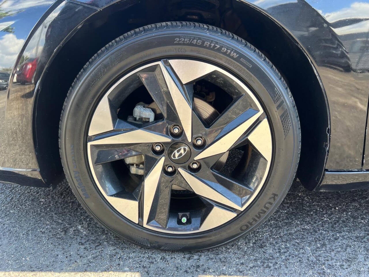 2023 Hyundai Elantra SEL 4dr Sedan